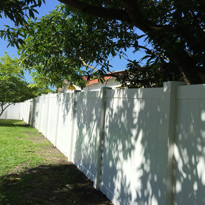 pvc fence side of house